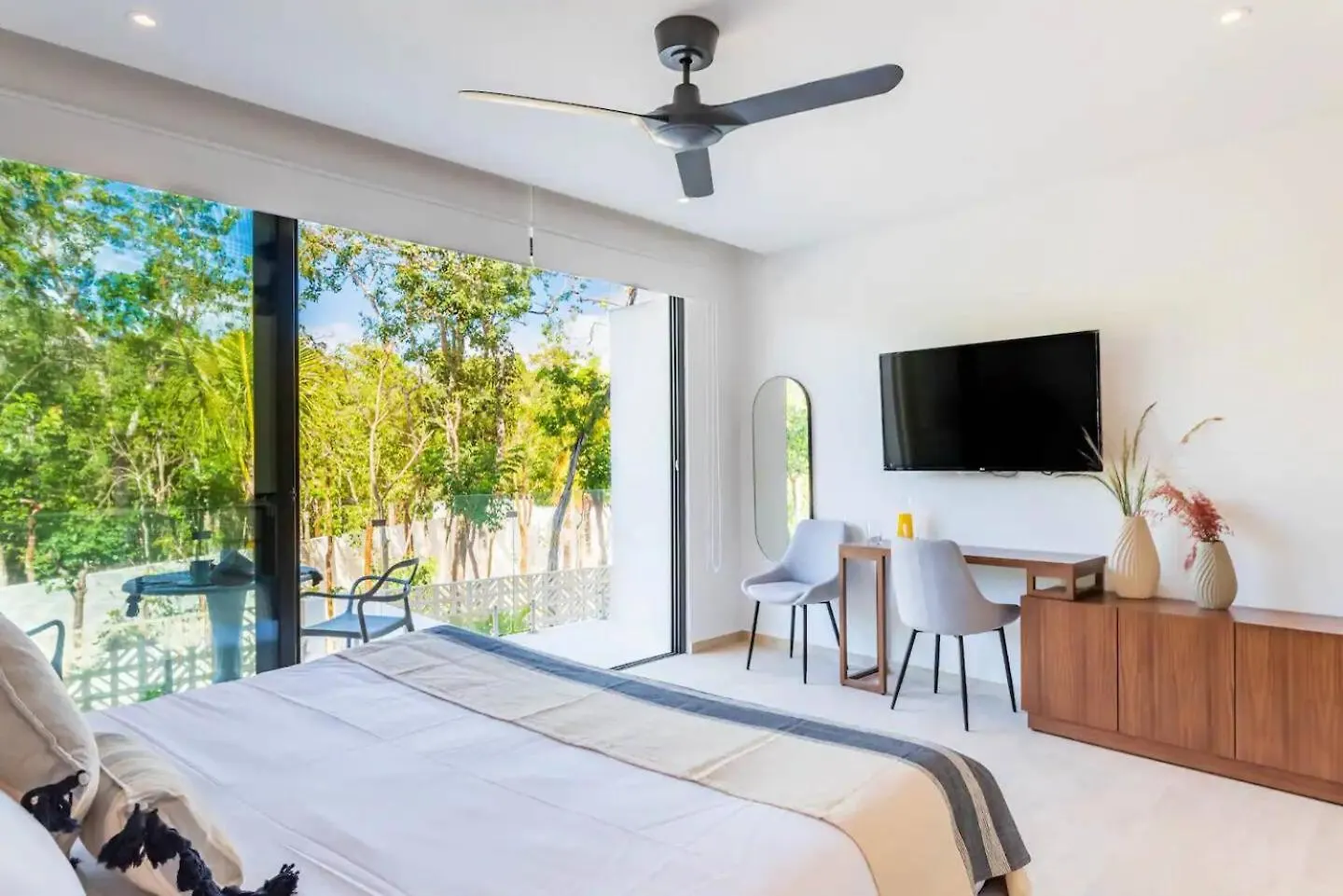 Central Park Lagunas - Luxury Modern Condo With Kitchen Tulum