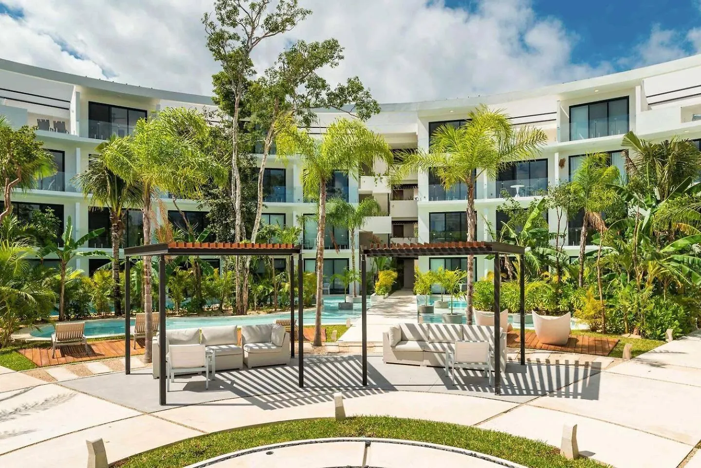 Central Park Lagunas - Luxury Modern Condo With Kitchen 툴룸