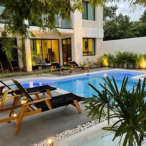 2* Appart hôtel The Reserve